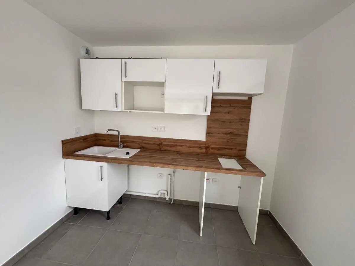 Appartement à louer, 44m², Lespinasse