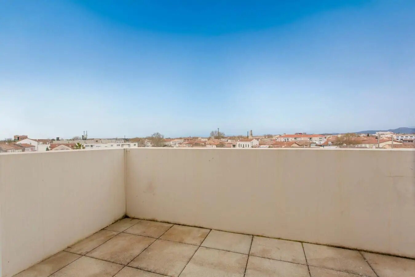 Appartement à louer, 26m², Miramas