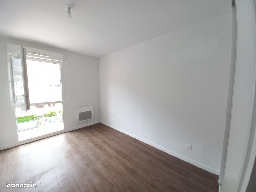 Appartement à louer, 79m², Challes-les-Eaux