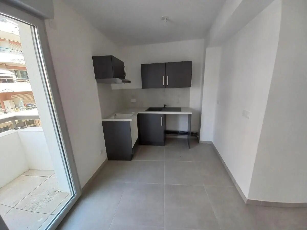 Appartement à louer, 50m², Roquebrune-Cap-Martin