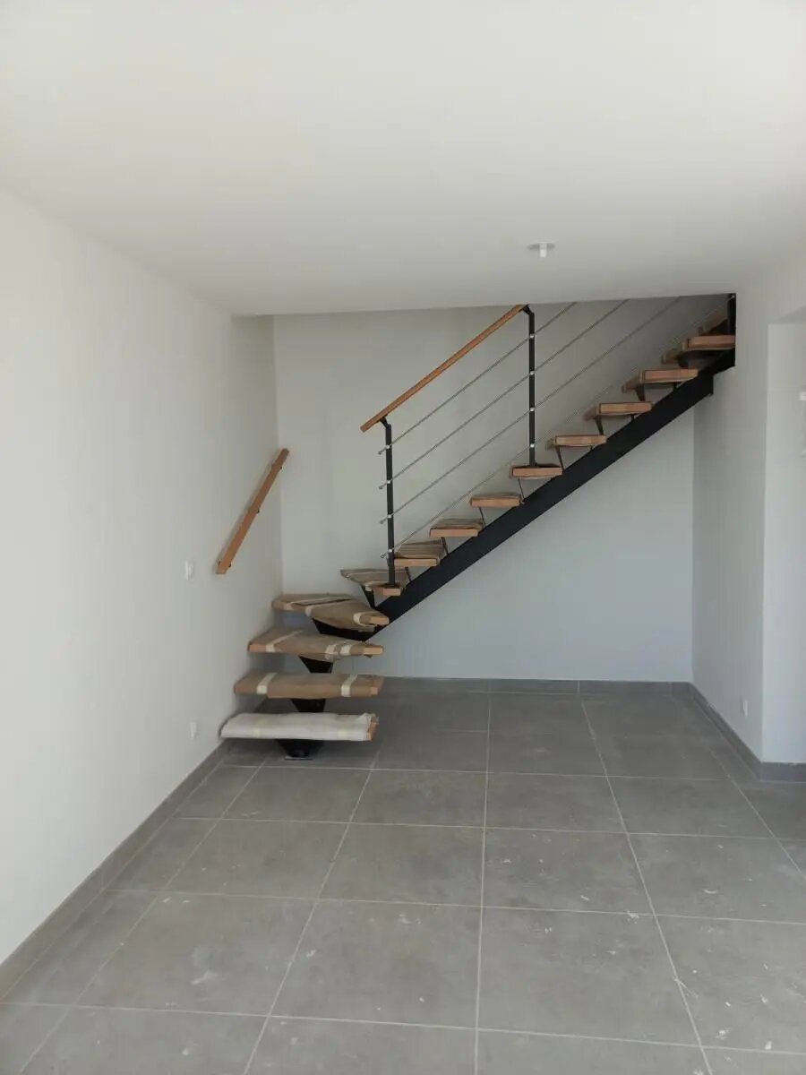 Appartement à louer, 82m², Villeneuve-lès-Avignon