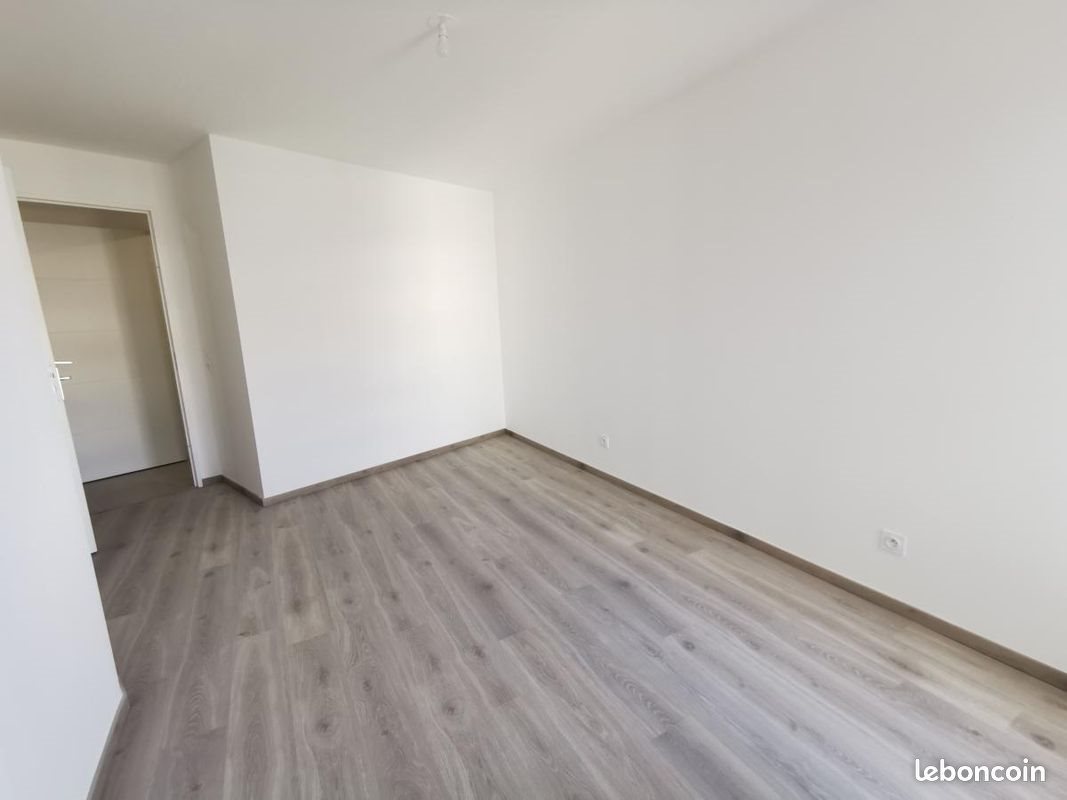 Appartement à louer, 68m², Oullins