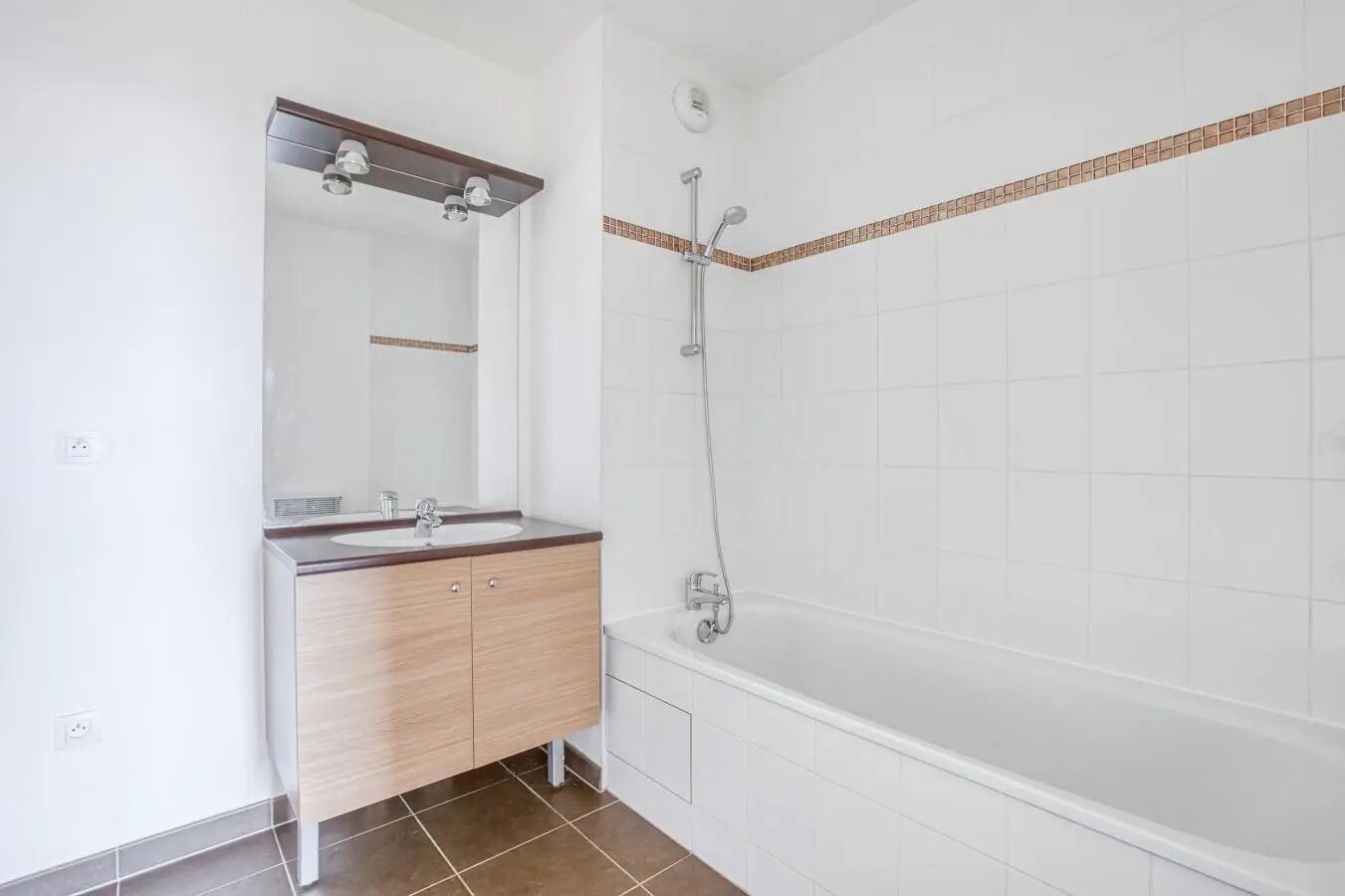 Appartement à louer, 65m², Issy-les-Moulineaux