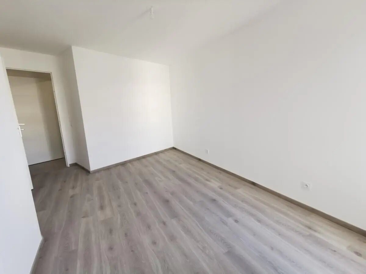 Appartement à louer, 68m², Pierre-Bénite