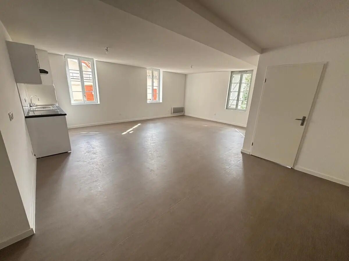 Appartement à louer, 104m², Fenouillet