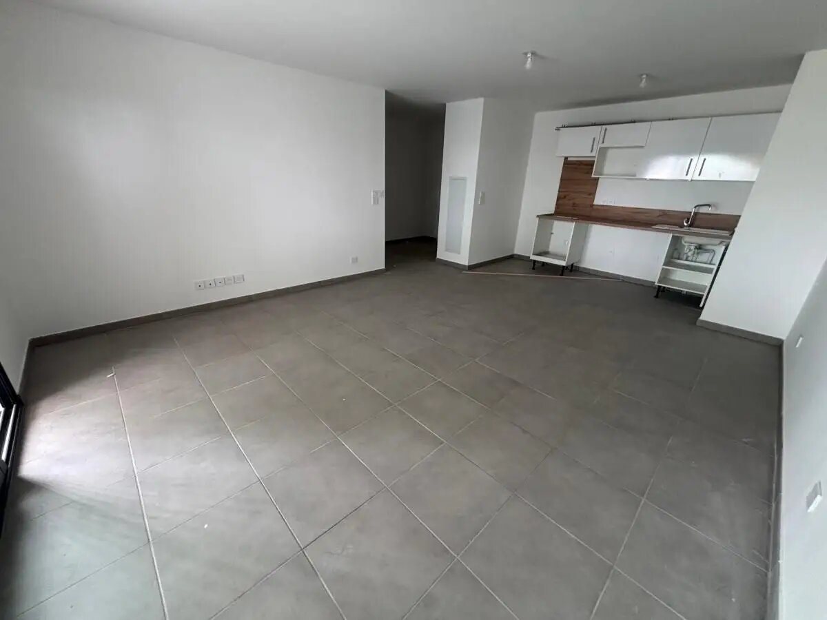 Appartement à louer, 66m², Lespinasse