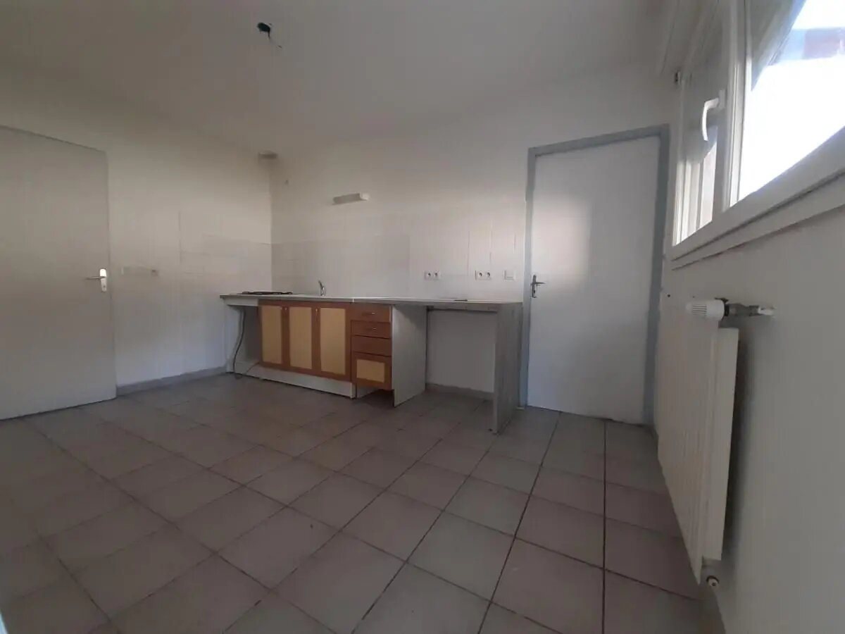Maison à louer, 136m², Bagnols-sur-Cèze