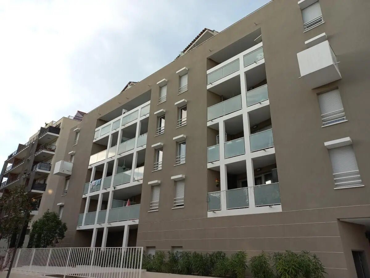Appartement à louer, 44m², Antibes
