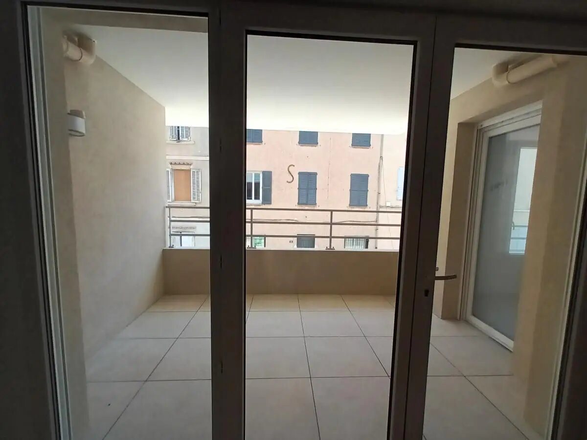 Appartement à louer, 38m², Toulon
