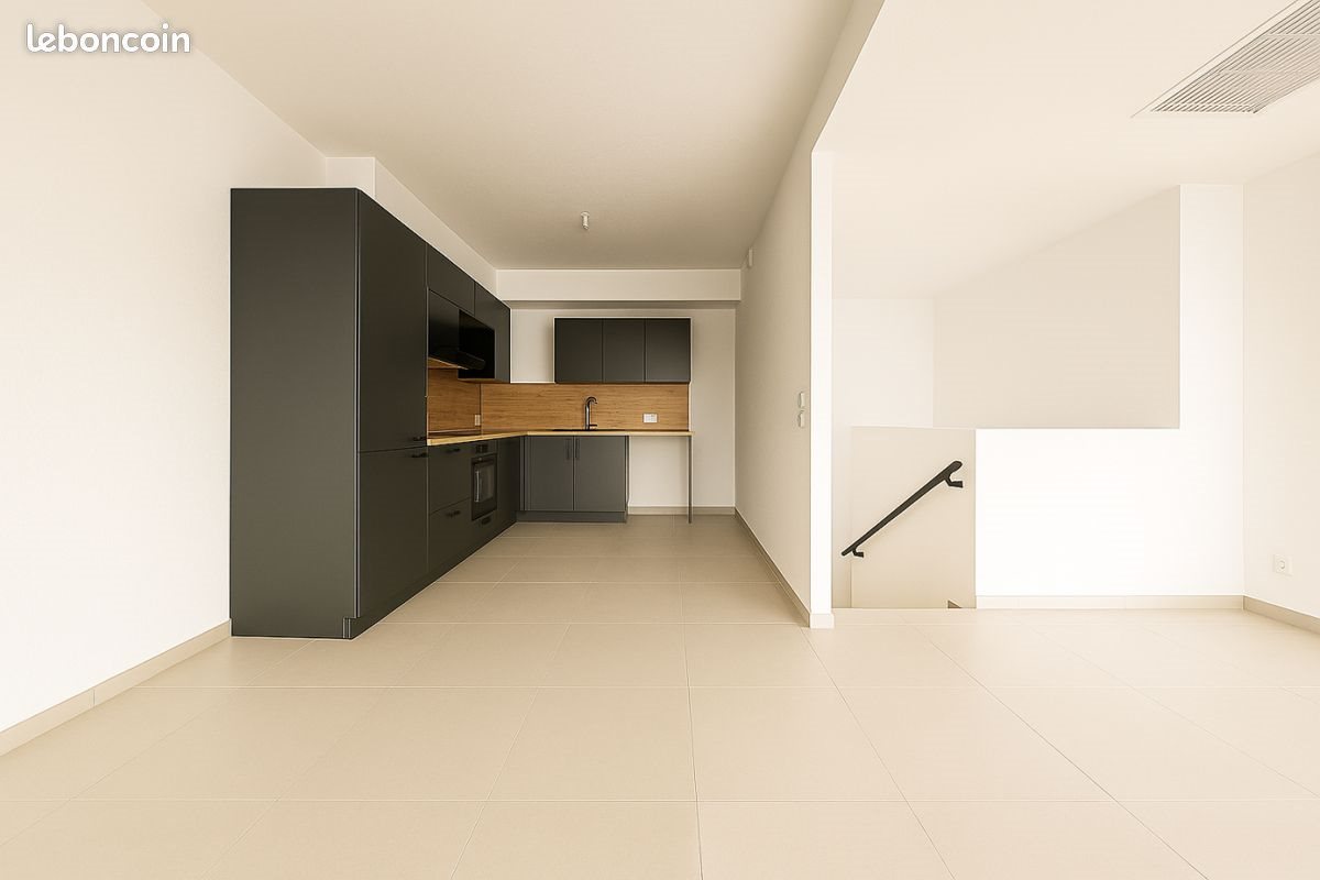 Maison à louer, 98m², Beausoleil
