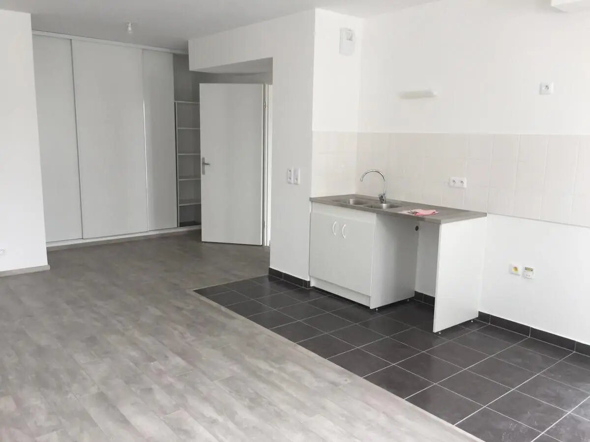 Appartement à louer, 61m², Evry