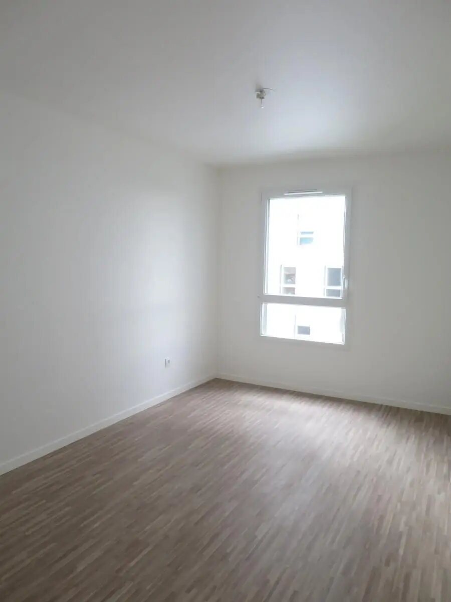 Appartement à louer, 55m², Évry-Courcouronnes