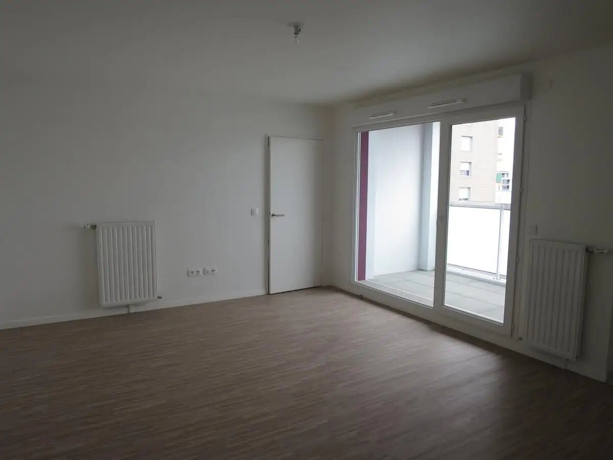 Appartement à louer, 55m², Évry-Courcouronnes