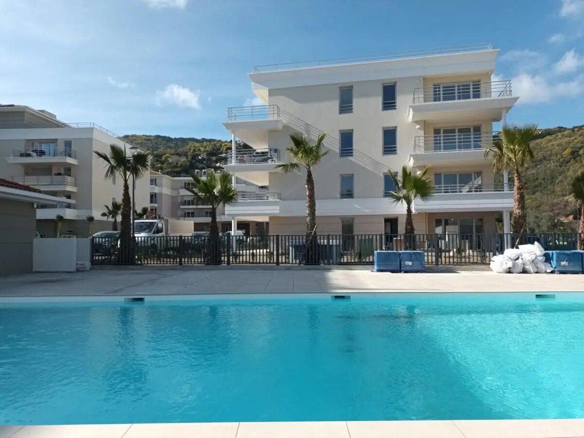 Appartement à louer, 61m², Mandelieu-la-Napoule