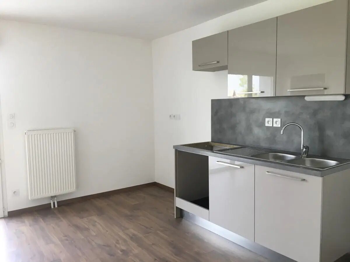 Appartement à louer, 60m², Comines