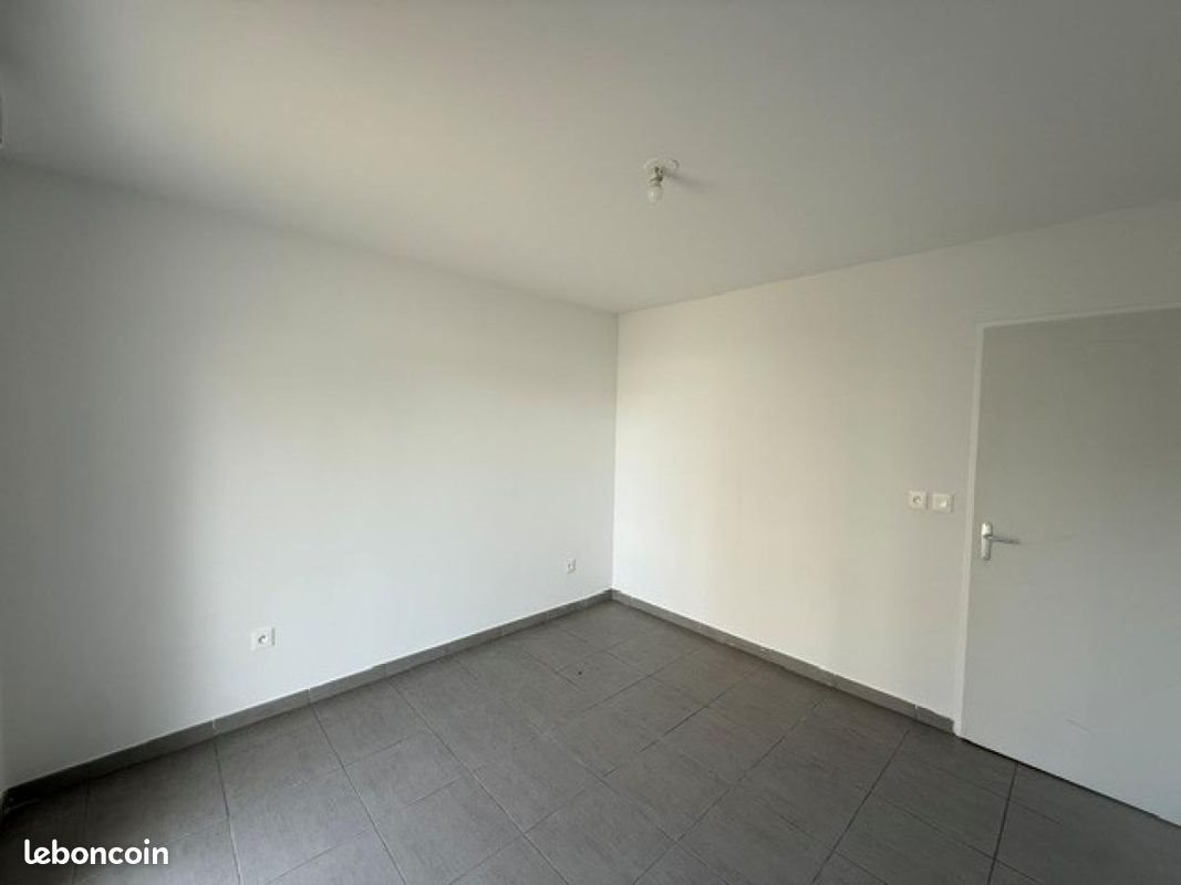 Appartement à louer, 45m², Roubaix