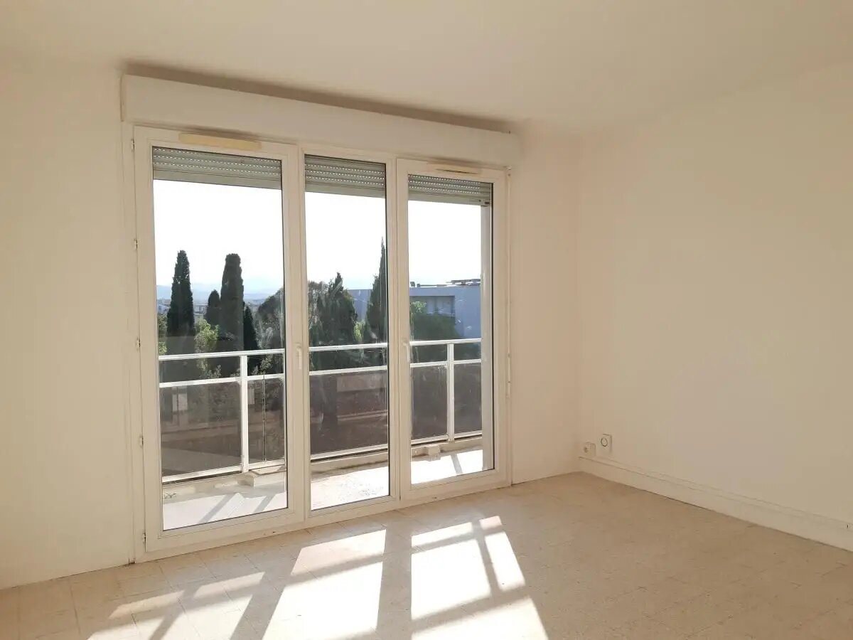 Appartement à louer, 25m², Saint-Raphaël