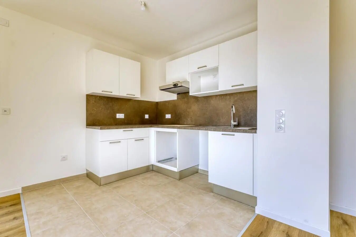 Appartement à louer, 81m², La Courneuve