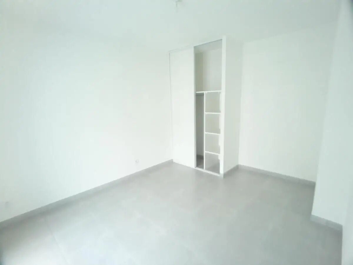 Appartement à louer, 43m², Vaulx-en-Velin