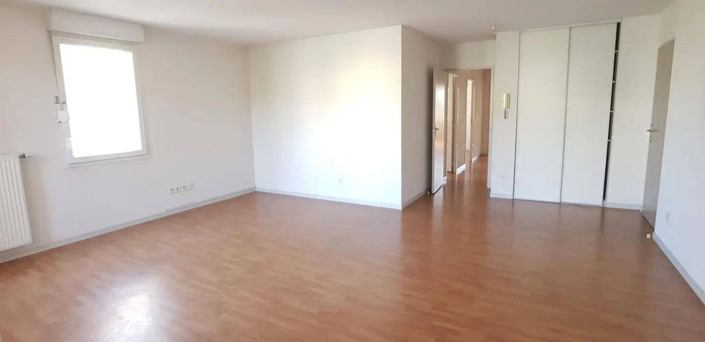 Appartement à louer, 80m², Grenoble