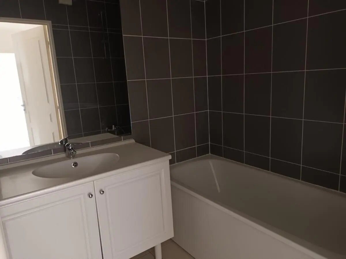 Appartement à louer, 43m², Antibes