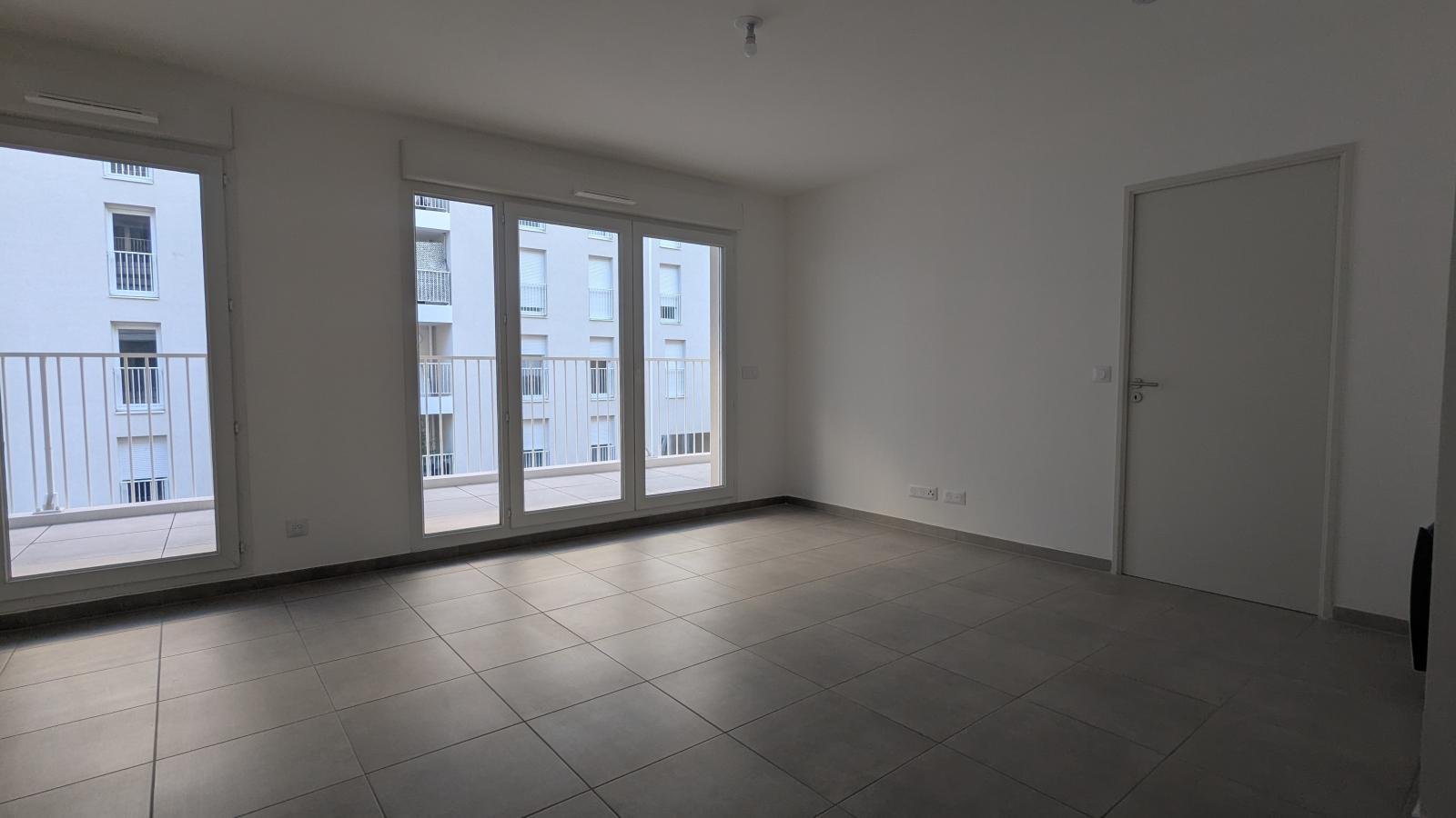 Appartement à louer, 56m², Marseille 8ème