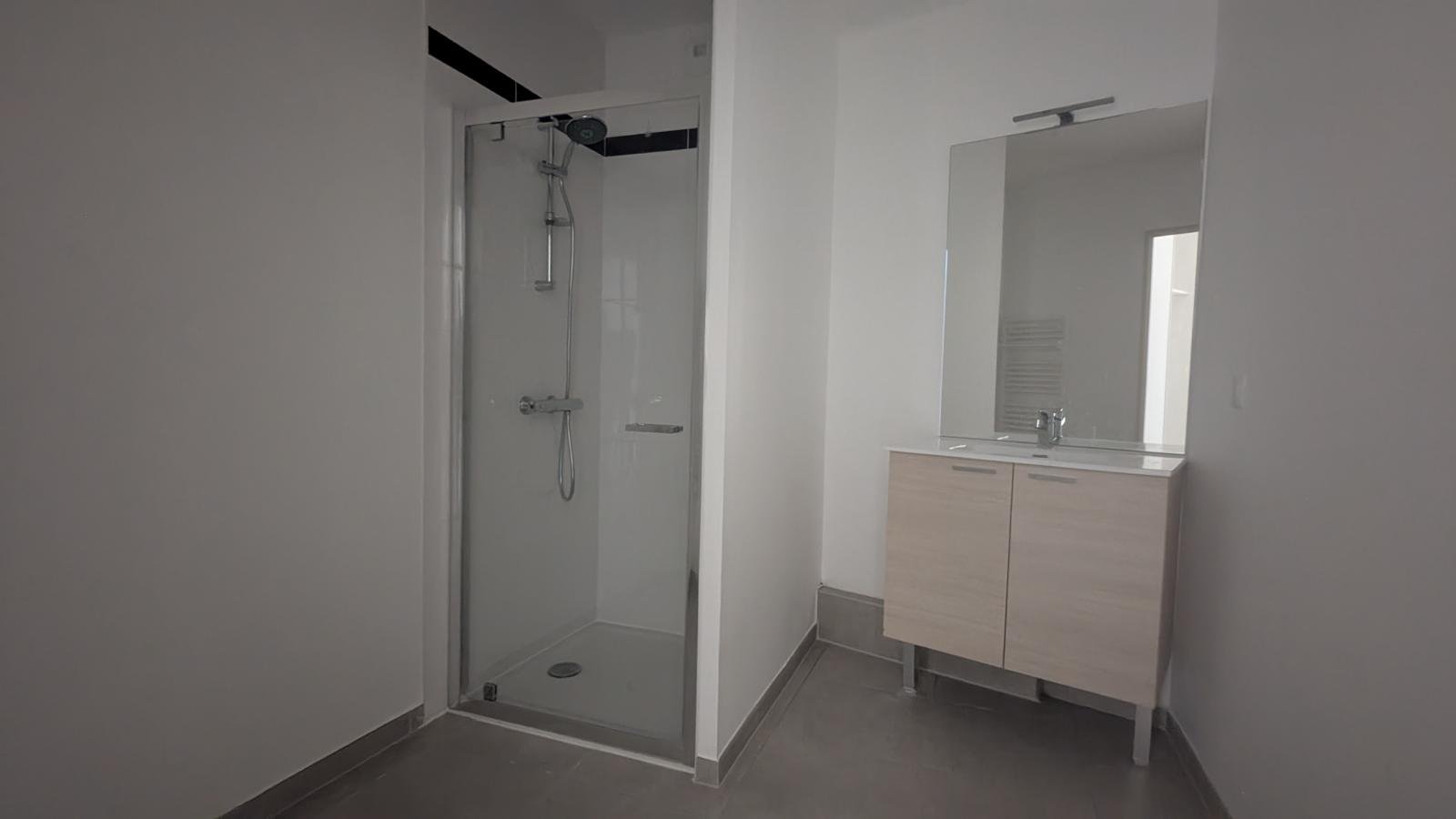 Appartement à louer, 56m², Marseille 8ème