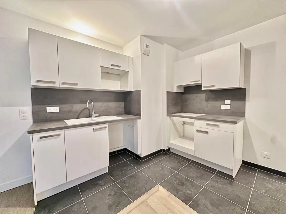 Appartement à louer, 54m², Clichy
