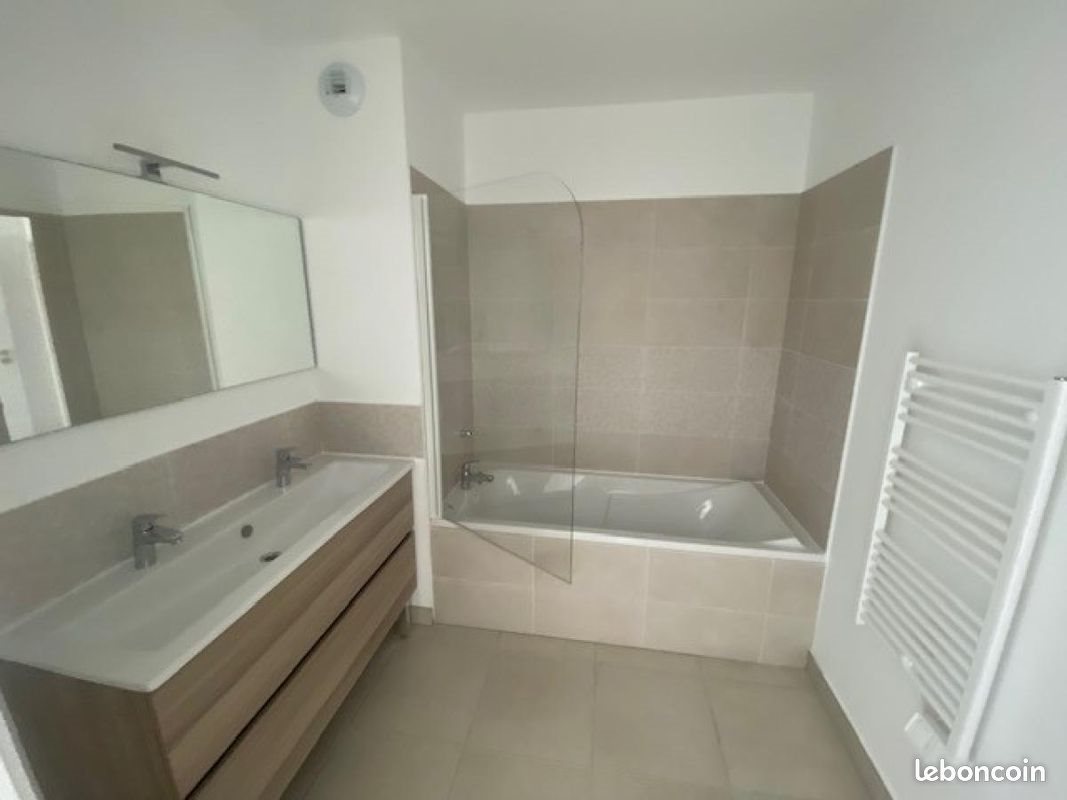 Appartement à louer, 88m², Agde (Cap d'Agde)