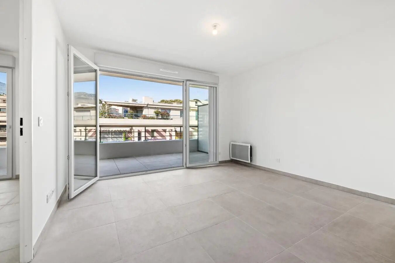 Appartement à louer, 40m², Roquebrune-Cap-Martin