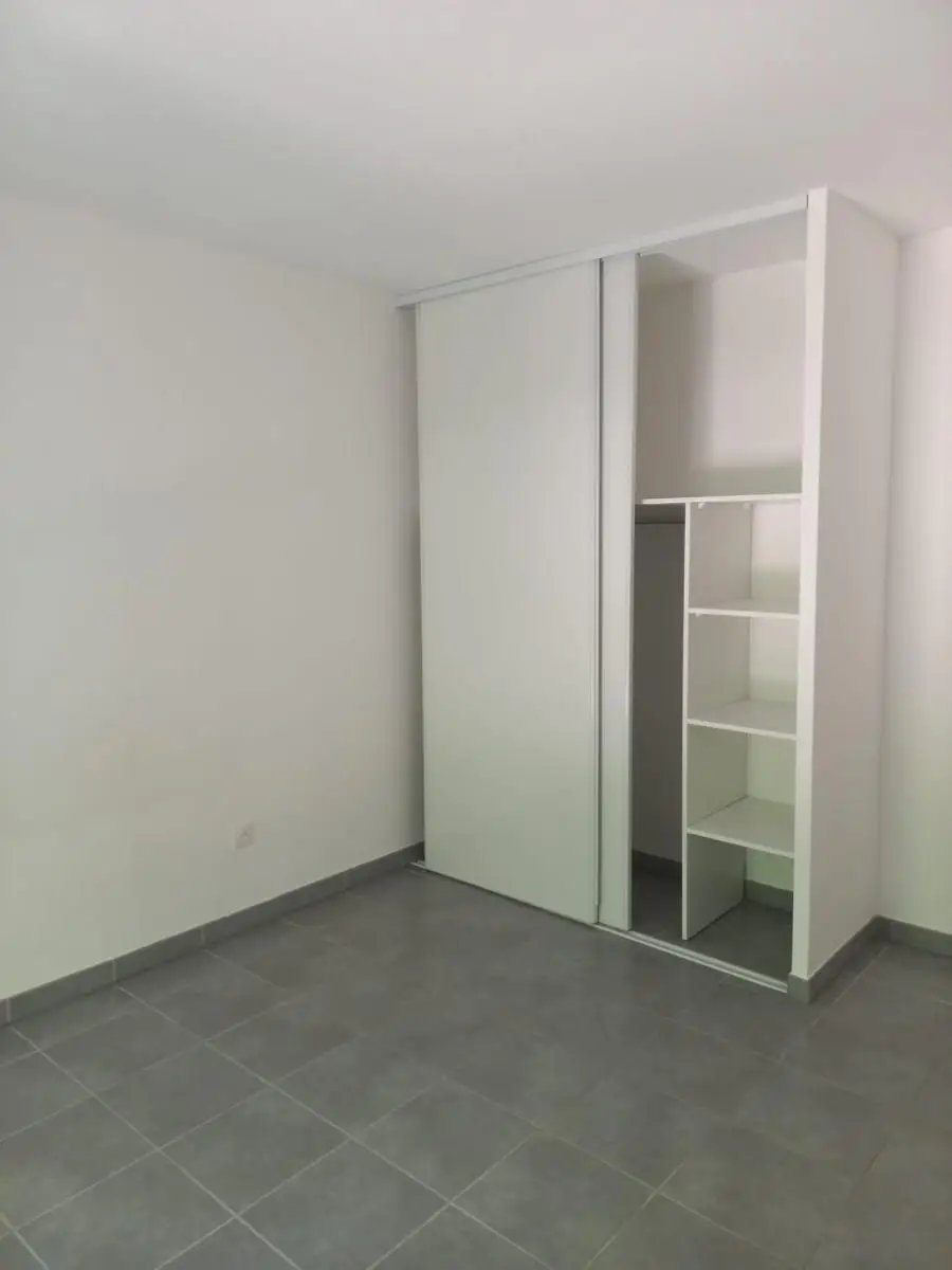 Appartement à louer, 45m², Villeneuve-lès-Avignon