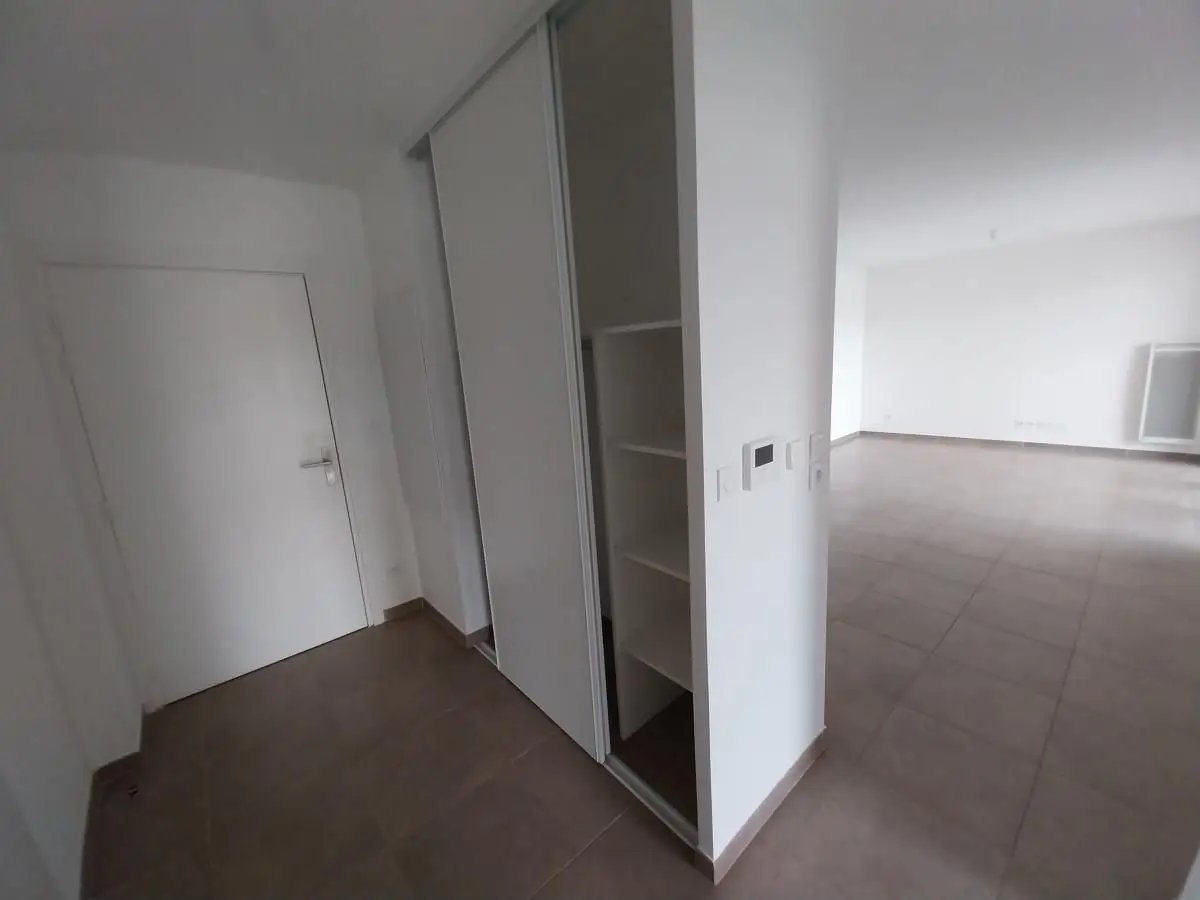 Appartement à louer, 39m², La Londe-les-Maures