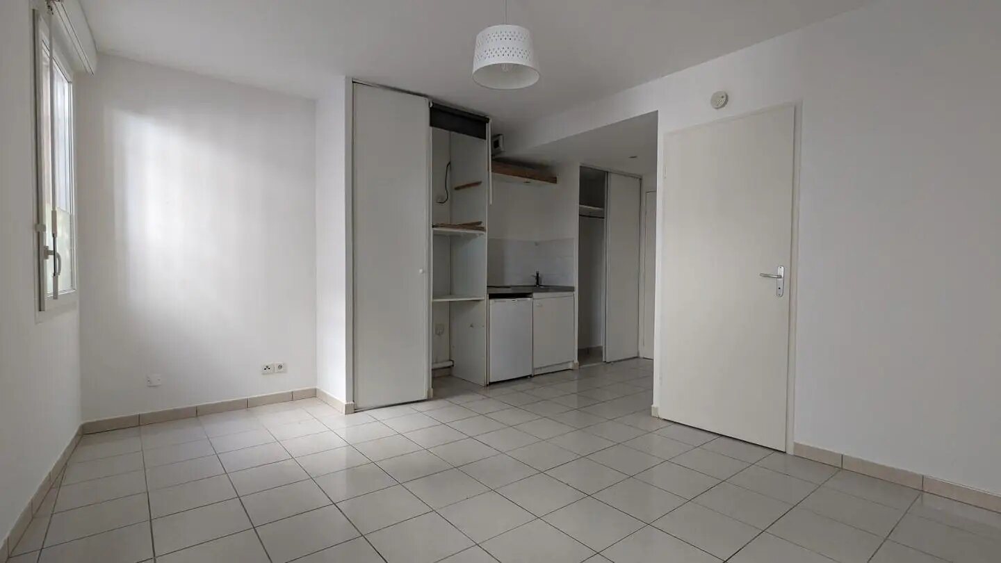 Appartement à louer, 24m², La Seyne-sur-Mer