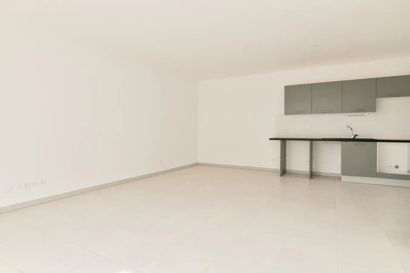 Appartement à louer, 83m², Monteux