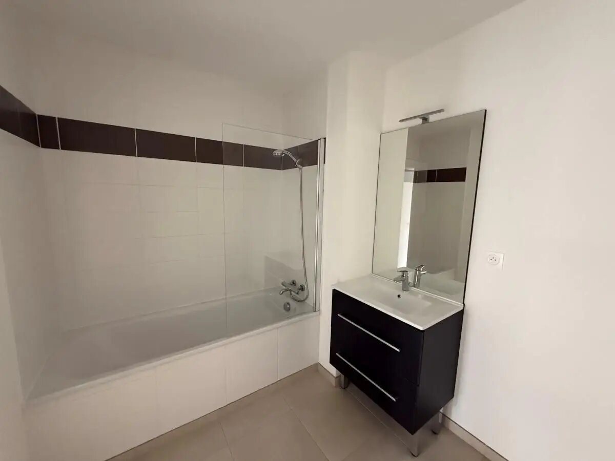 Appartement à louer, 80m², Leers