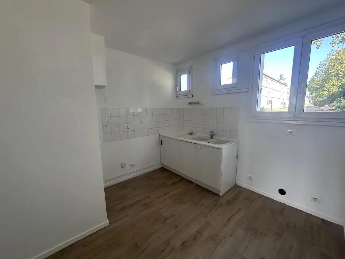 Appartement à louer, 87m², Guer