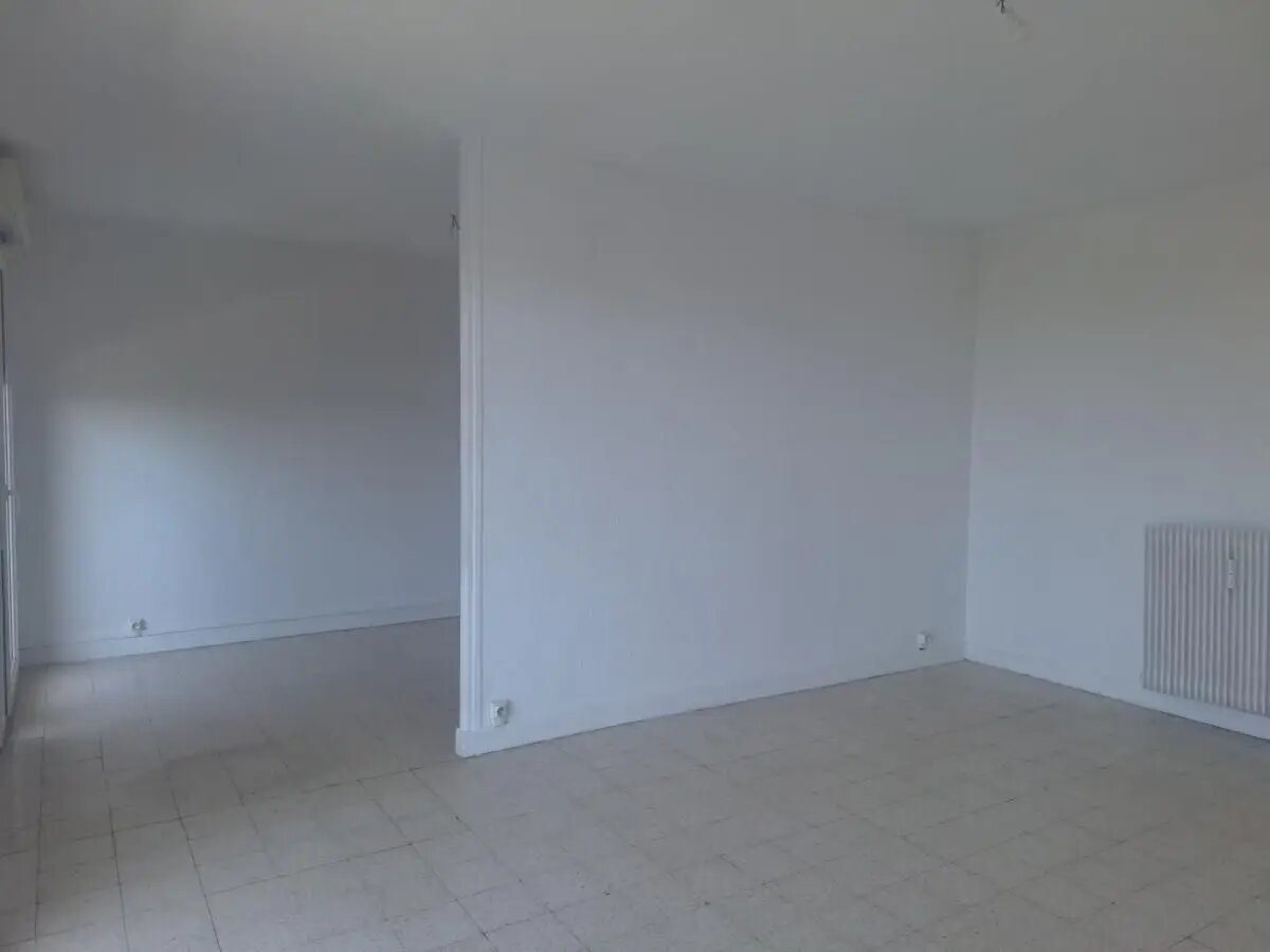 Appartement à louer, 71m², Saint-Raphaël