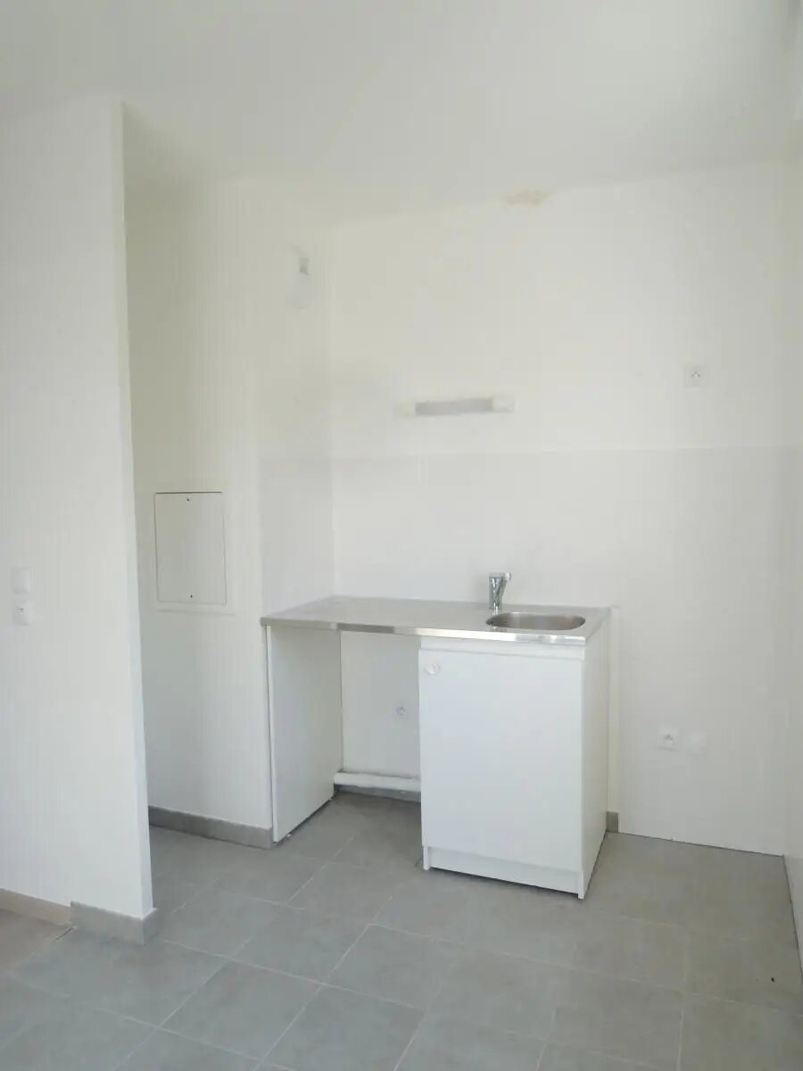Appartement à louer, 73m², Lognes