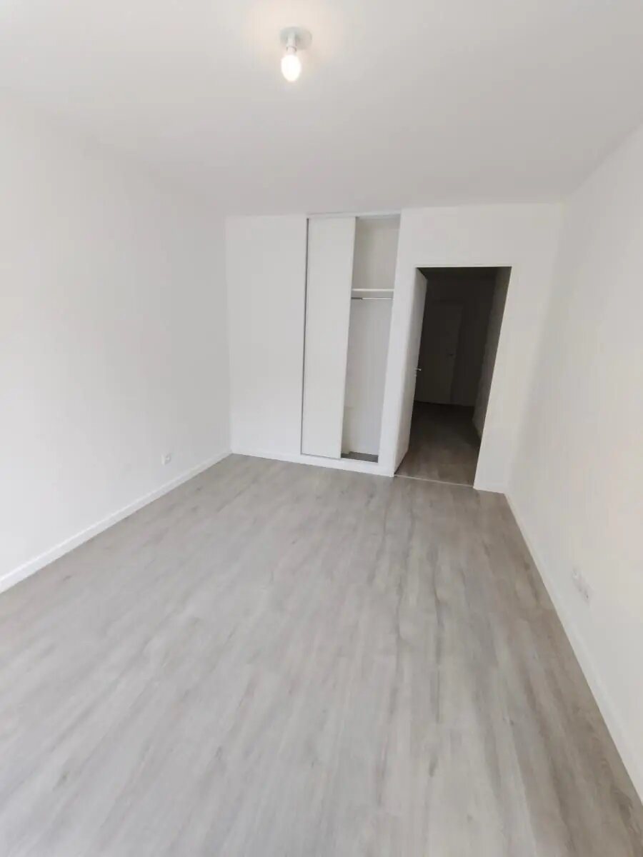 Appartement à louer, 63m², Colombes