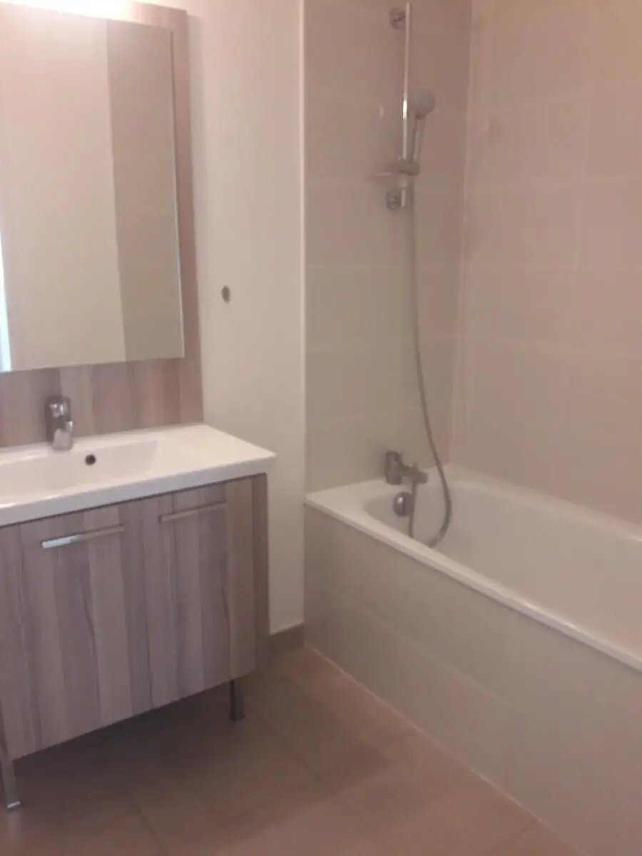 Appartement à louer, 66m², Blanquefort