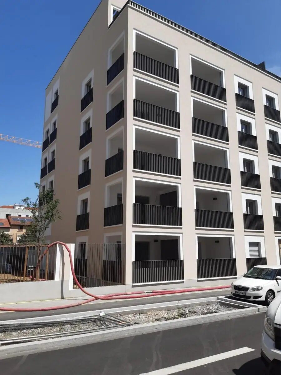 Appartement à louer, 43m², Lyon 8ème