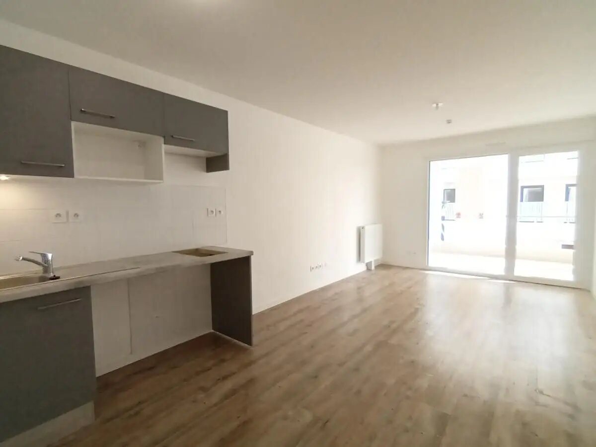 Appartement à louer, 71m², Lormont