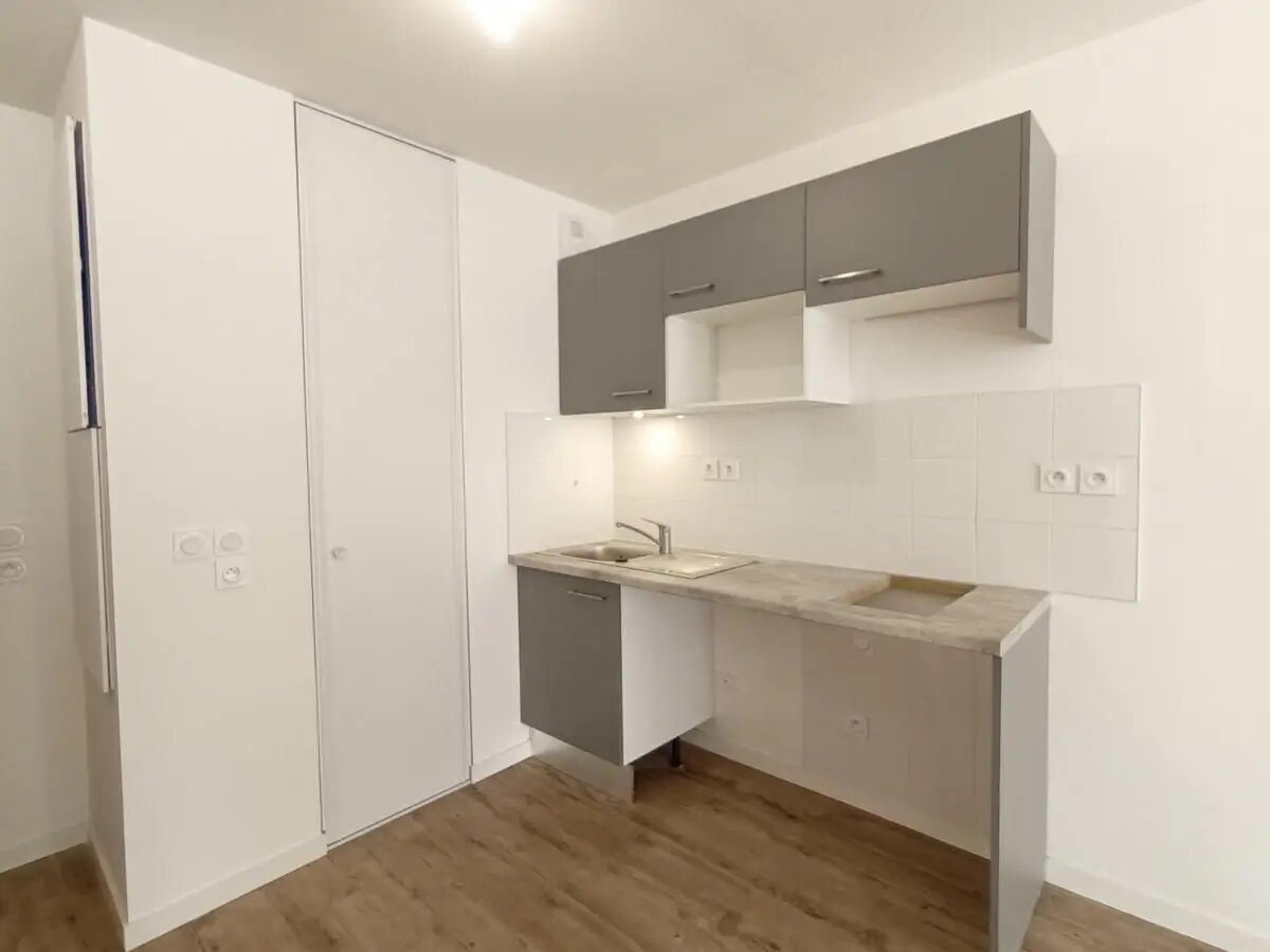 Appartement à louer, 71m², Lormont
