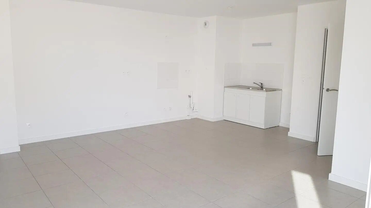 Appartement à louer, 63m², Sathonay-Camp