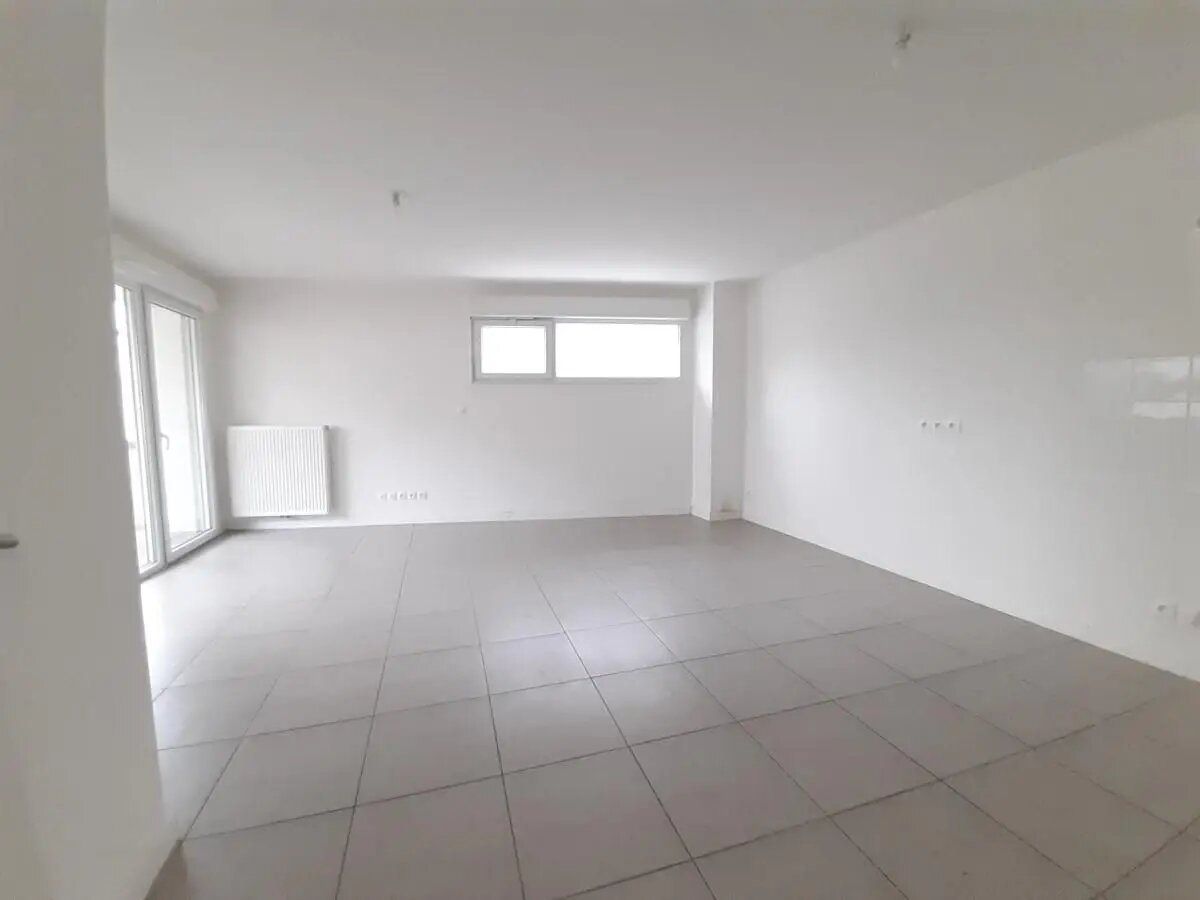 Appartement à louer, 63m², Sathonay-Camp