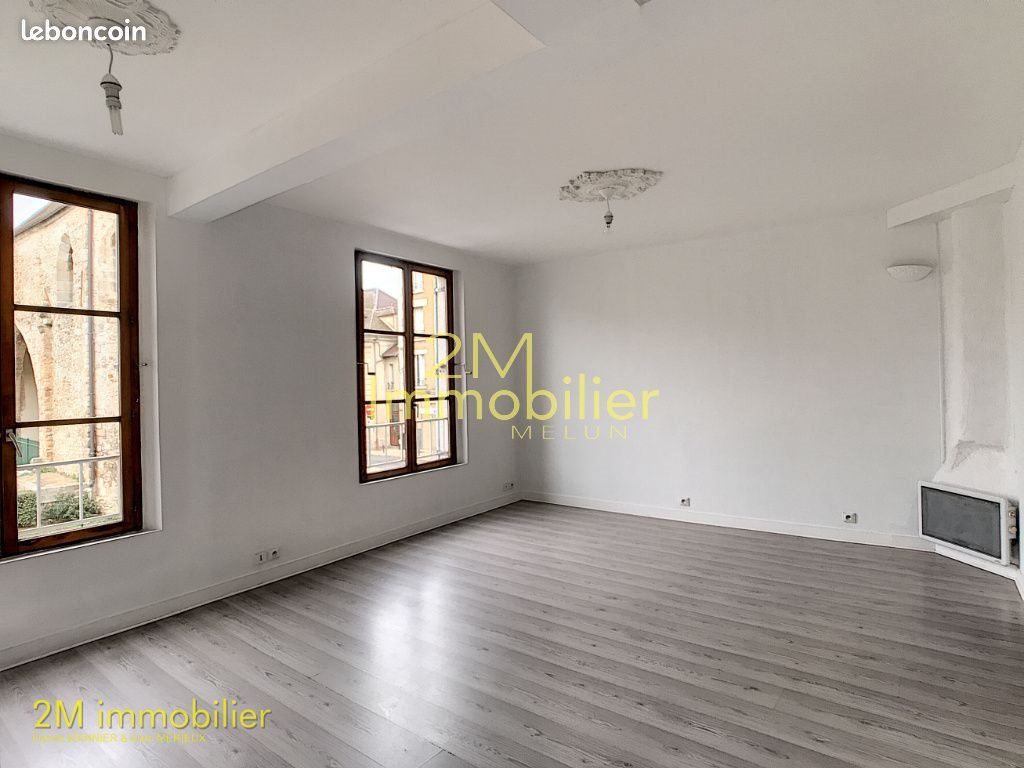 Appartement à louer, 64m², Melun