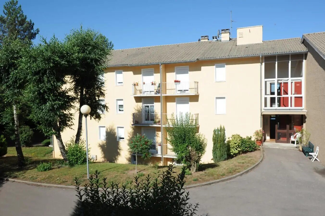 Appartement à louer, 47m², La Clayette
