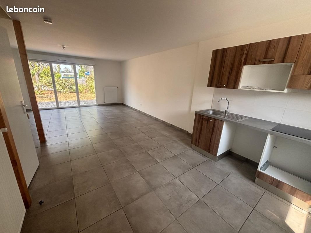 Maison à louer, 84m², Carbonne