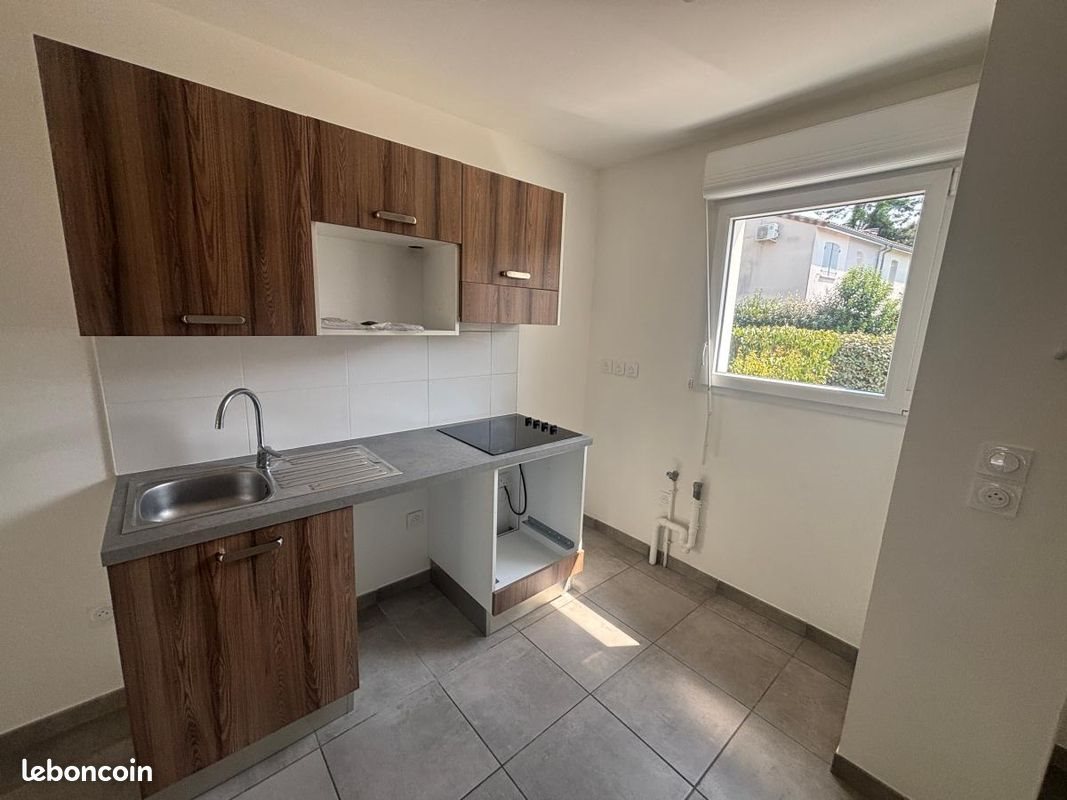 Maison à louer, 84m², Carbonne