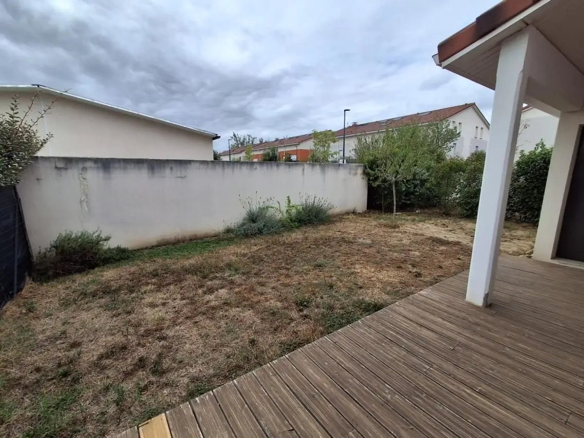 Maison à louer, 82m², Roques